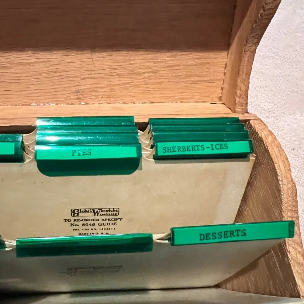 Vintage Wood Recipe Box by Weiss. Dovetailed with recipe divider inserts